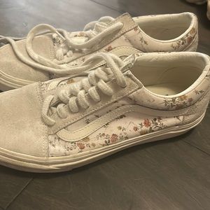 Vans women’s shoes size 7.5